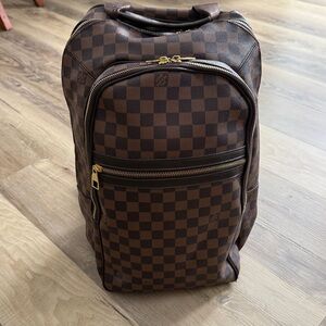 Stylish brown and dark brown checkered backpack for Men or Women